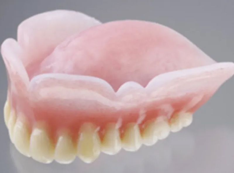 生体シリコンデンチャー|池袋の歯医者・歯科「Lily Smile Dental Clinic」