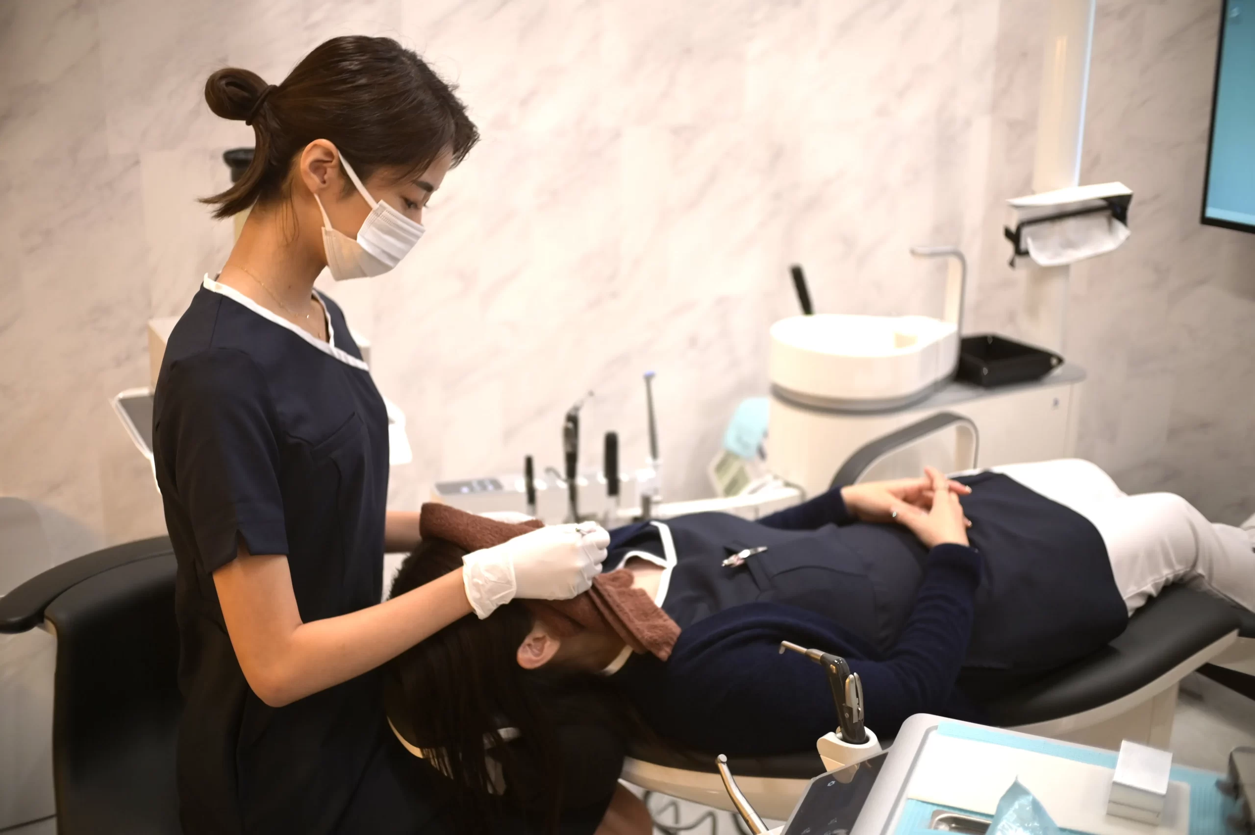 専任歯科衛生士によるパーソナル指導|池袋の歯医者・歯科「Lily Smile Dental Clinic」
